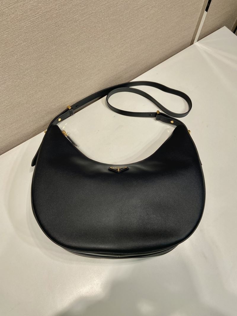 Pra*a hobo bags
